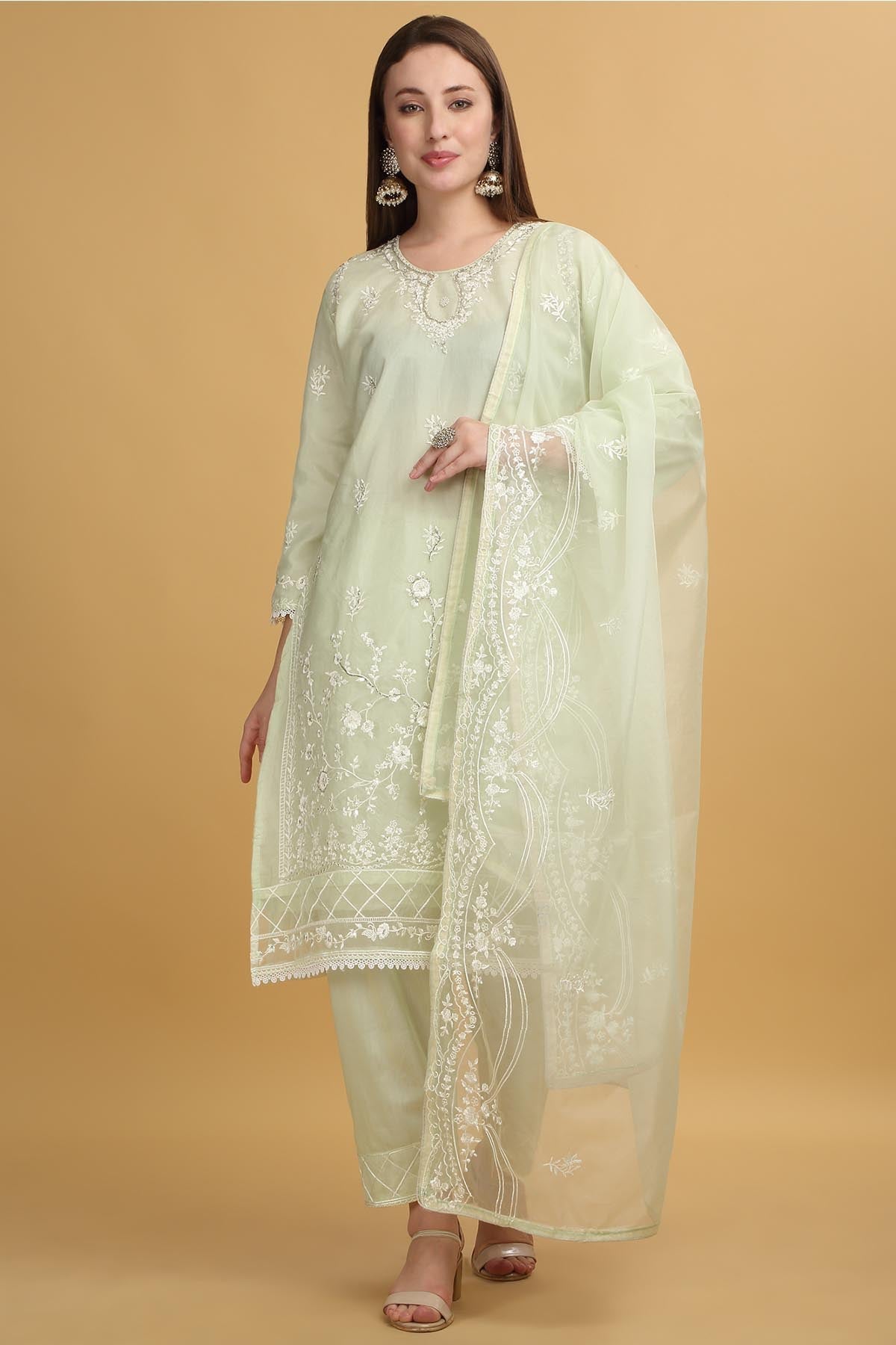 Buy Pastel Green Threadwork Kurta Set by Aham Vayam at ScrollnShops